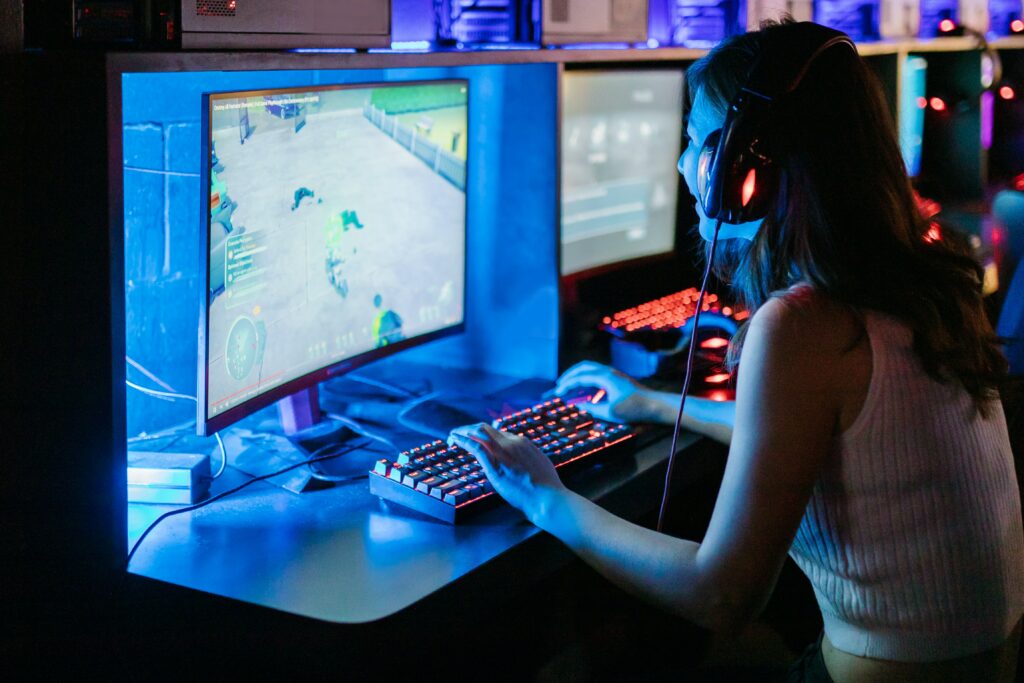 Gamer using a gaming PC