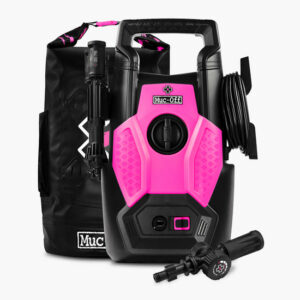 Muc-Off Pressure Washer Starter Kit + 30L Dry Bag EU Plug 20210EUECOM Barcode: